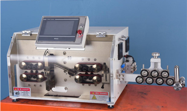 大平方電腦剝線機 KH-8030H 大平方電腦剝線機 KH-8030H